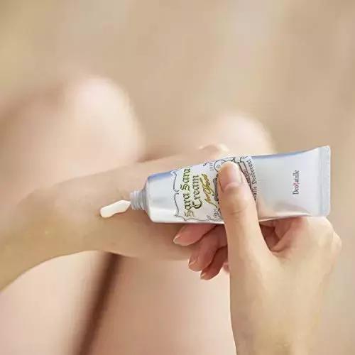 足部护理滋润皮肤让足部保持舒适,秋冬季足部护理