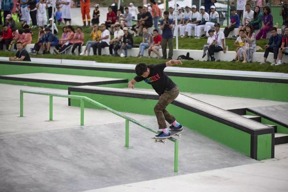 滑板人与普通人,滑板人的生活现状