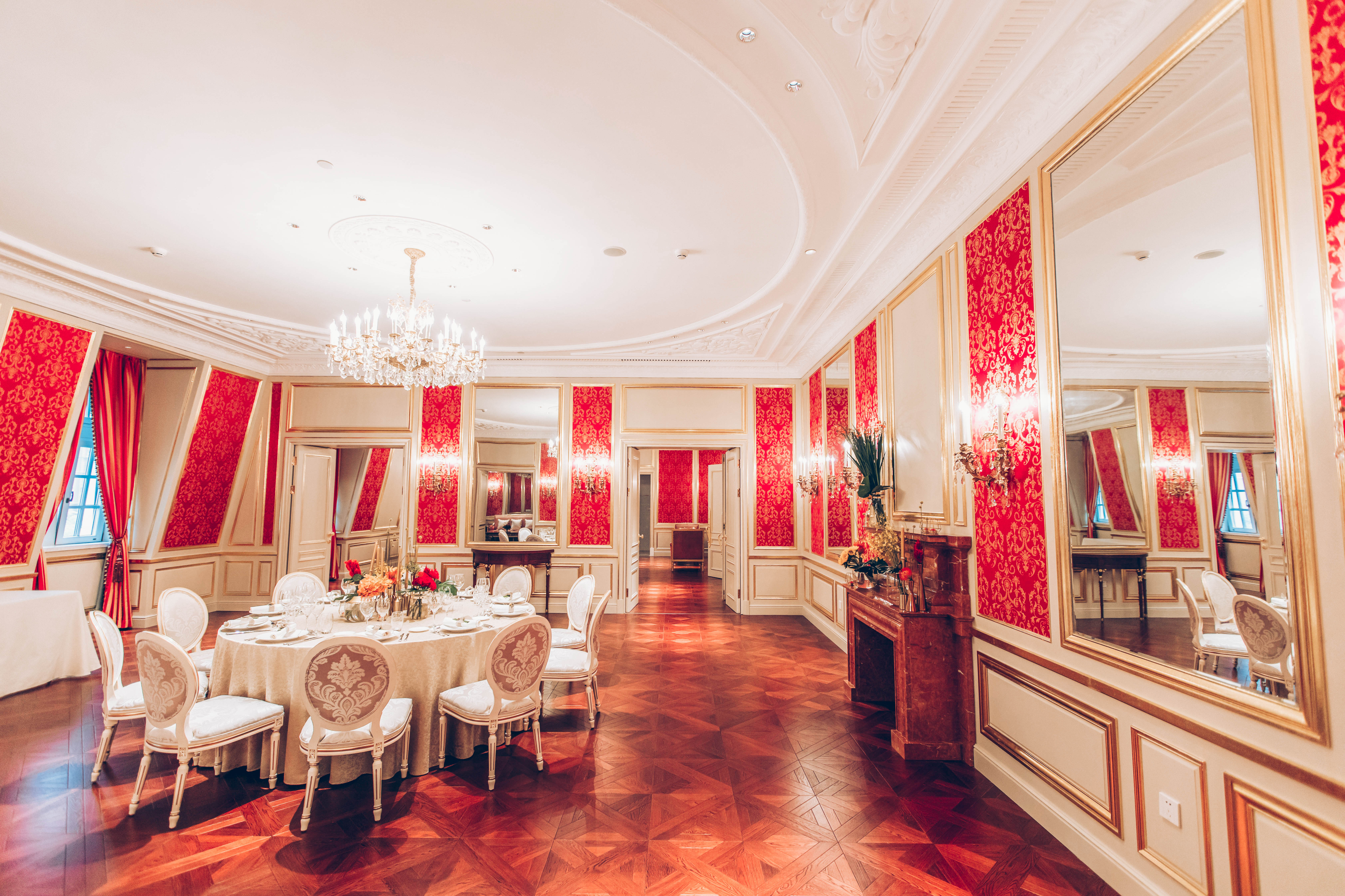 路易卡迪海港城,路易城堡完整版