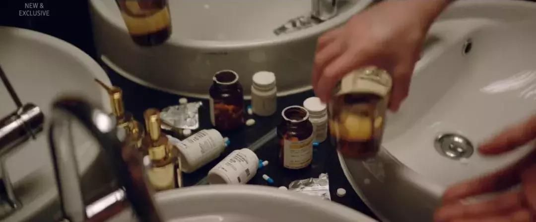 才播三集,各种高能!这新剧扒光了明星的黑历史!