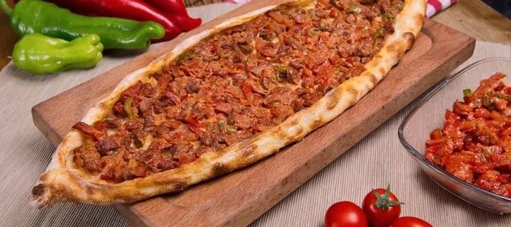 真敢玩！这次北京披萨节他们披着床单就来了