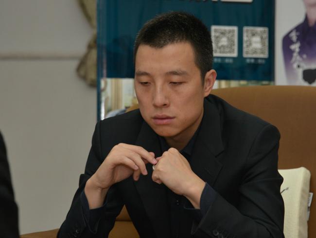 围棋夺得世界冠军直升9段,围棋选手被清华录取