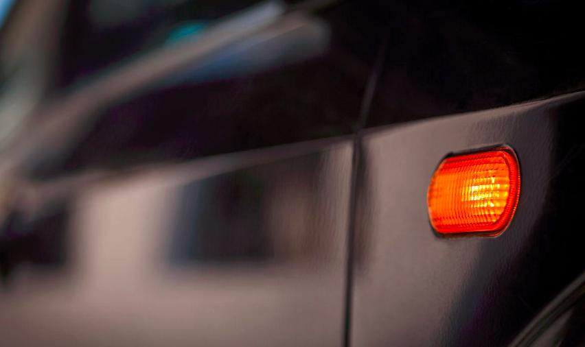 转向灯和危险警告灯常见故障,转向灯出现故障怎么解决