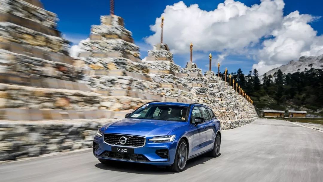带你领略诗与远方全新沃尔沃v60,试驾沃尔沃v60最新款