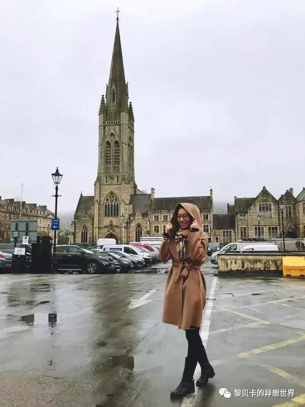 她们说穿过最满意的一件大衣,是这件!