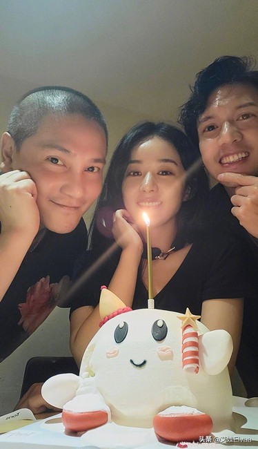 赵丽颖庆生图,赵丽颖帮金瀚过生日庆生