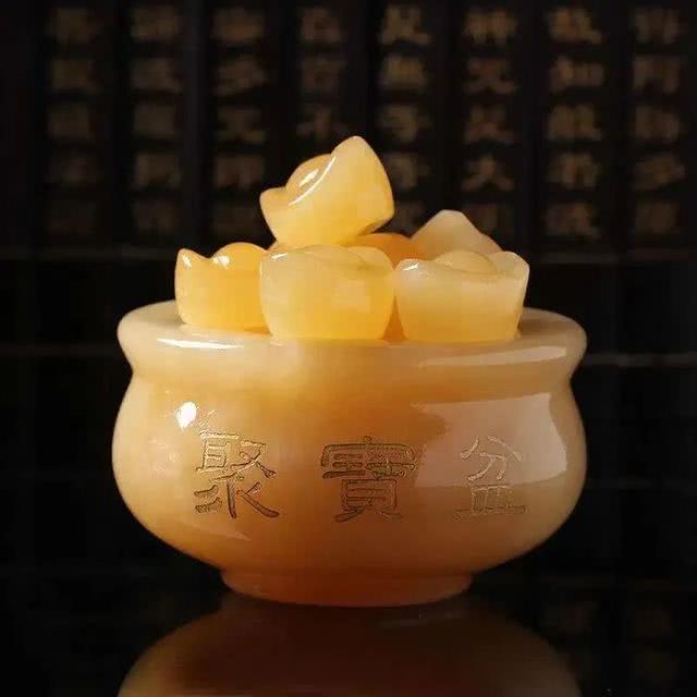 别以为名字里带玉就是玉，这骗了大部分文玩爱好者，小心中招