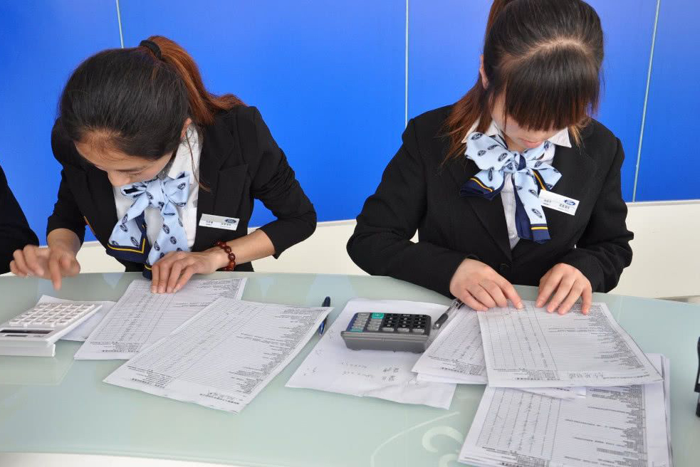 在4s店买车贷款安全吗,4s店车贷无息贷款安全吗