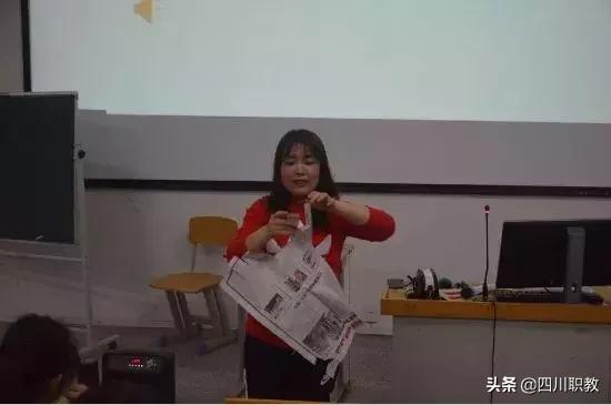 中学生面部彩绘,高校手绘