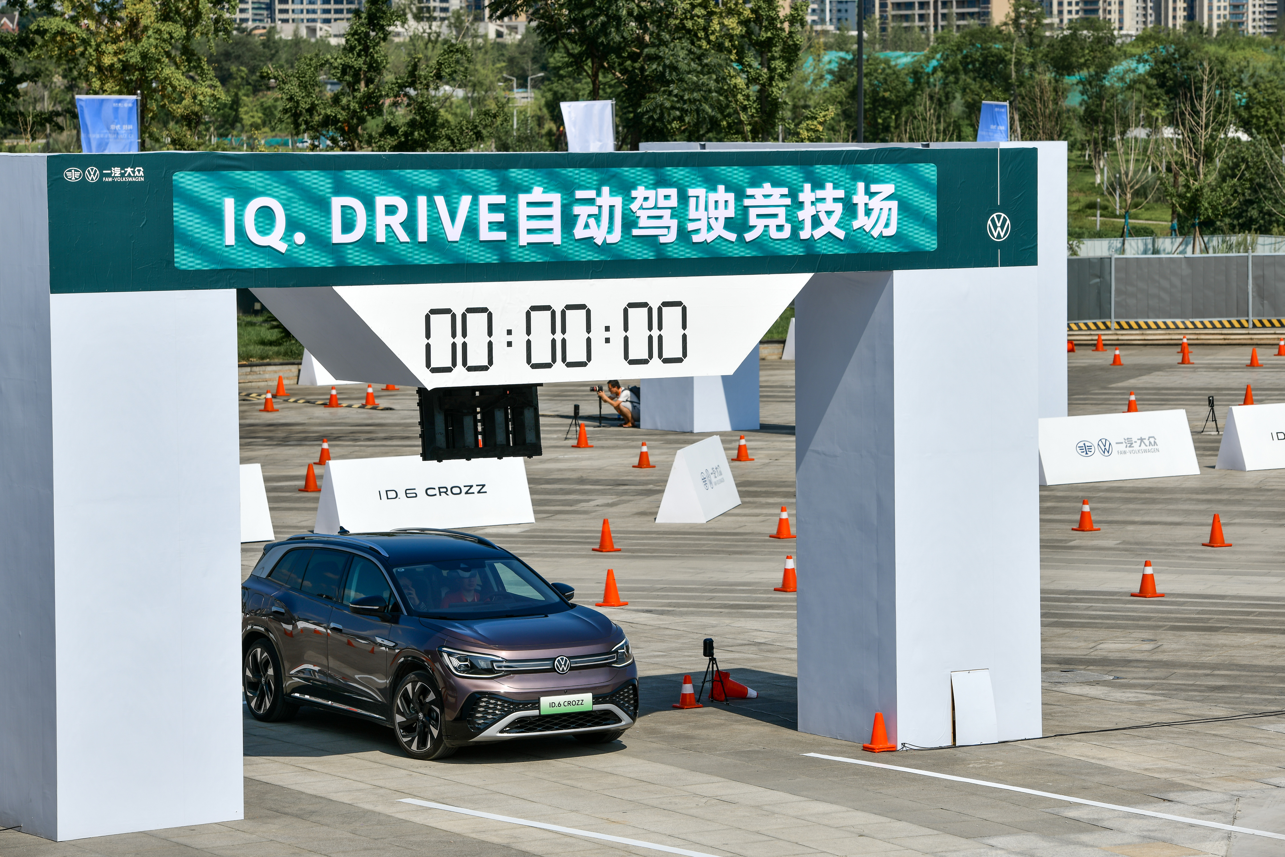 卖电动车的销售难点,卖产品的底层逻辑