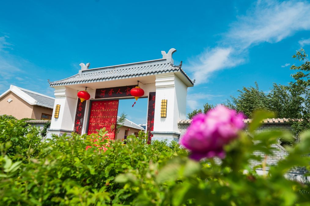 她是滔滔千里黄河的宠儿,阴山之下、河套之上的掌上明珠