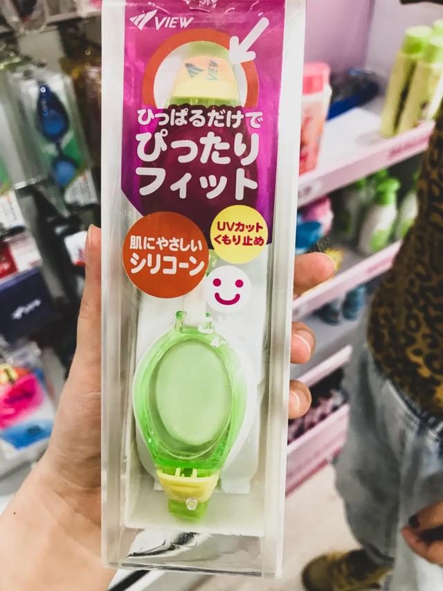 儿童游泳要泳帽吗,宝宝游泳用戴泳帽吗