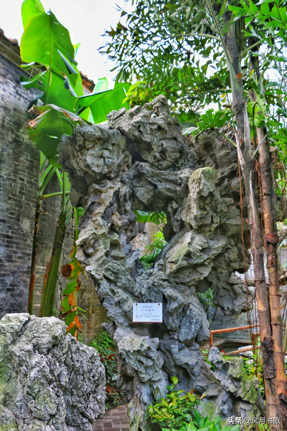 广东佛山百岁名园40年建成,关山月题名,罗哲文称它岭南第一园