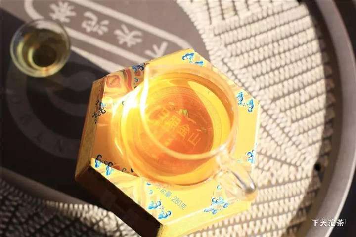 虎山行拨开云雾,虎山行普洱茶评测下关六星