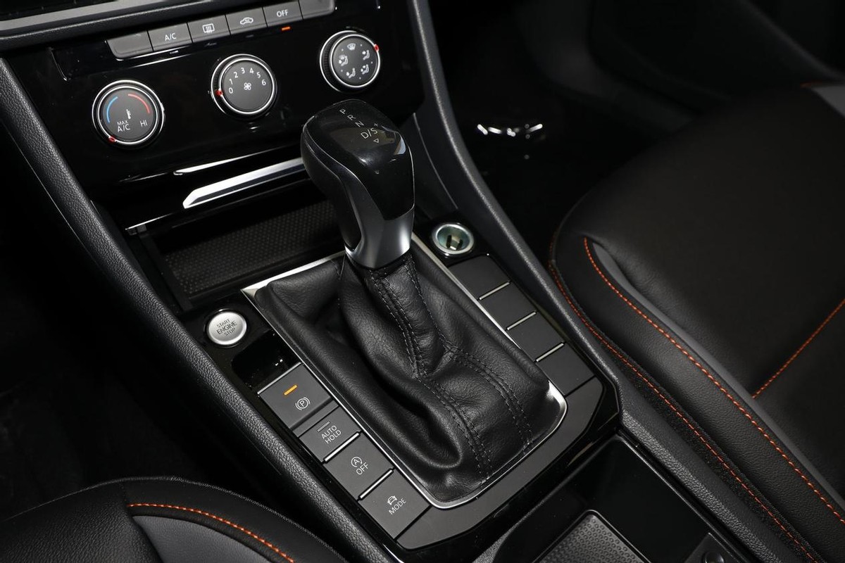 大众速腾1.5t顶配版的驾车感受,大众速腾1.5t空间表现