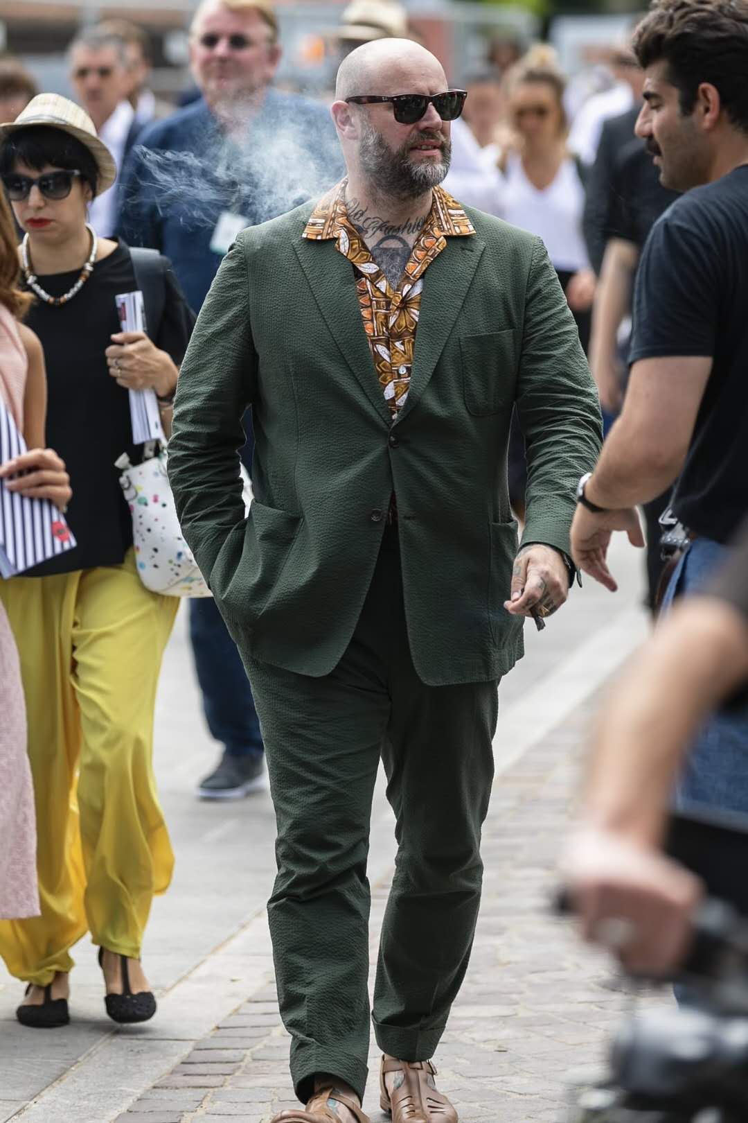 好穿又好搭凉鞋,青年休闲凉鞋搭配