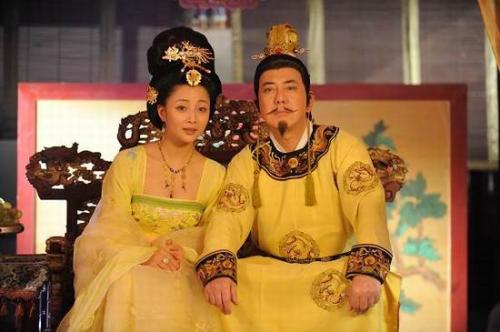 宠爱杨玉环的是哪位皇帝,宠冠后宫朕的独宠皇妃