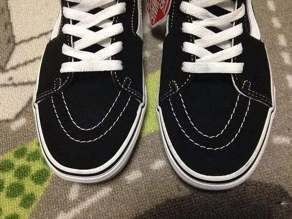 终结流言！假的vans扔地上也能鞋底朝下，教你万斯鞋子辨真假