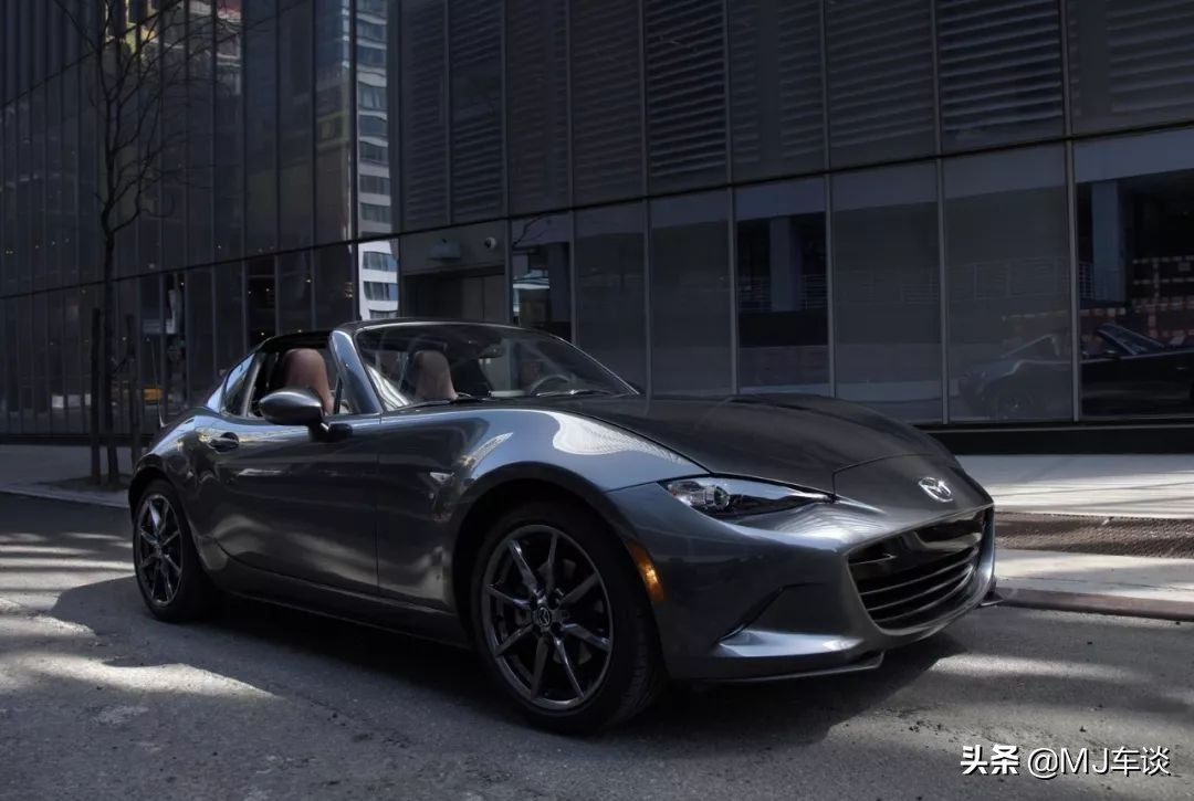 搞搞跑车，玩玩经典，它难道不香吗？