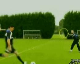 杰拉德传奇破门,足坛十大过人绝招