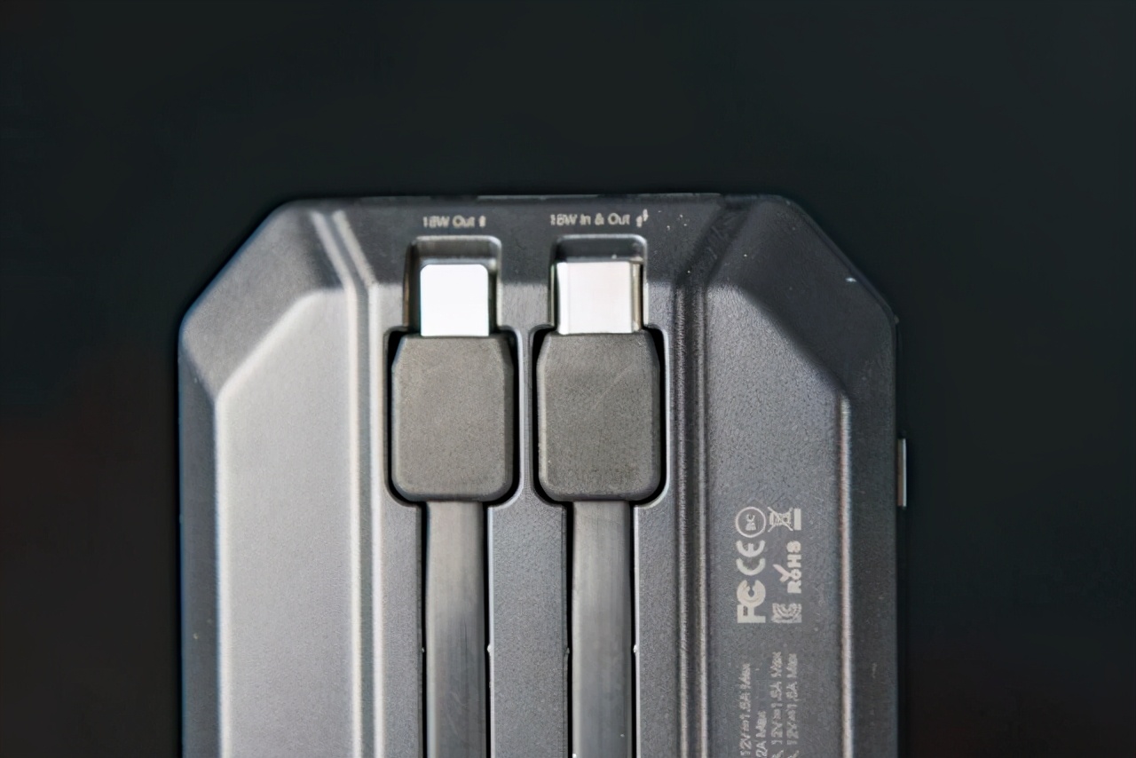 iwalk榄旇潕绉诲姩鐢垫簮,66w蹇厖鎵嬫満鑳界敤iwalk鍏呯數瀹濆悧