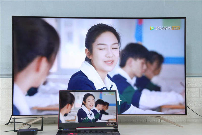 明基WDC10应答秀体验,3秒无线投屏,省去布线麻烦