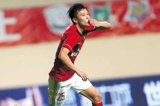 邹正加盟恒大队,邹正国家队集锦