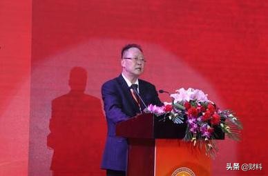 一个水电工的逆袭,一个农民工的逆袭全集