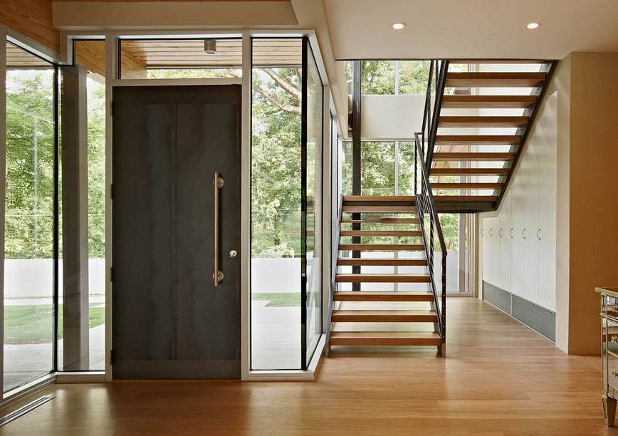 大门的朝向是指进门还是出门,自建房大门内开好还是外开好