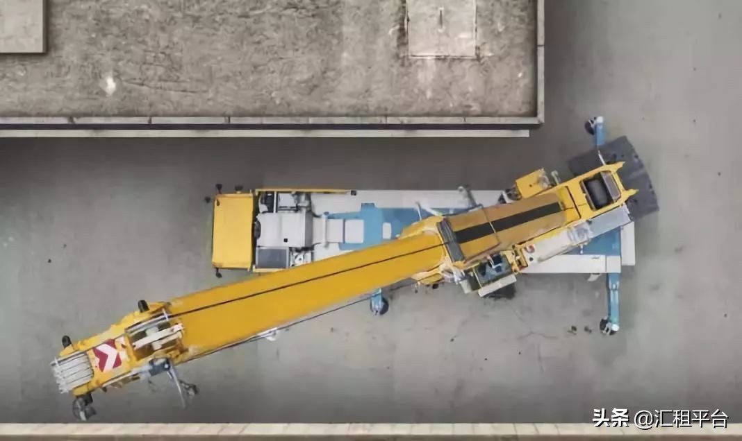 世界最大徐工11200吨吊车,世界最大吊车4400吨重