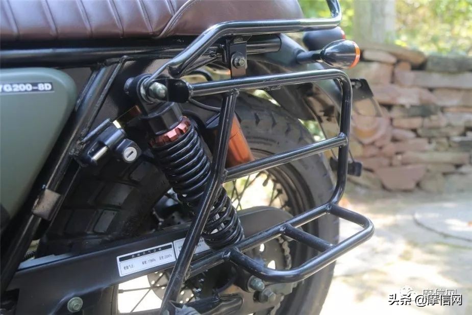 复古铁甲骑兵测评,银钢铁甲骑兵复古车200测评