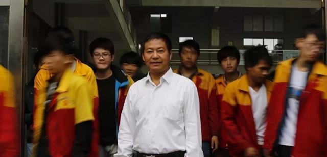 蓝翔学校校长离婚案,蓝翔校长案