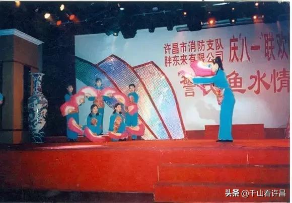 胖东来年轻时候的照片,胖东来早期影像