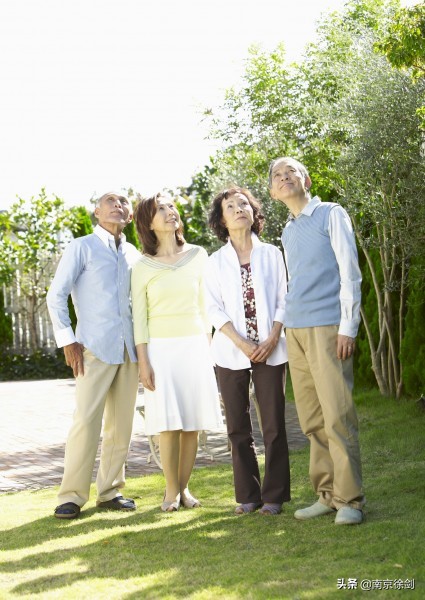 七旬老人喝醉酒免责协议,老人醉酒免责