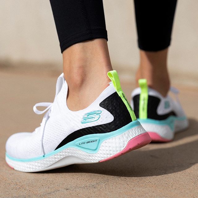 斯凯奇推荐女鞋老爹鞋吴宣仪同款,吴宣仪同款斯凯奇鞋2021年上的吗