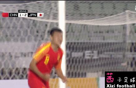 挽回颜面！30岁老大哥90分钟进压哨球球迷：这是尊严