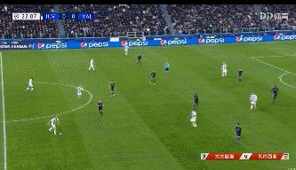 坎赛洛被打,坎塞洛不传球射偏c罗