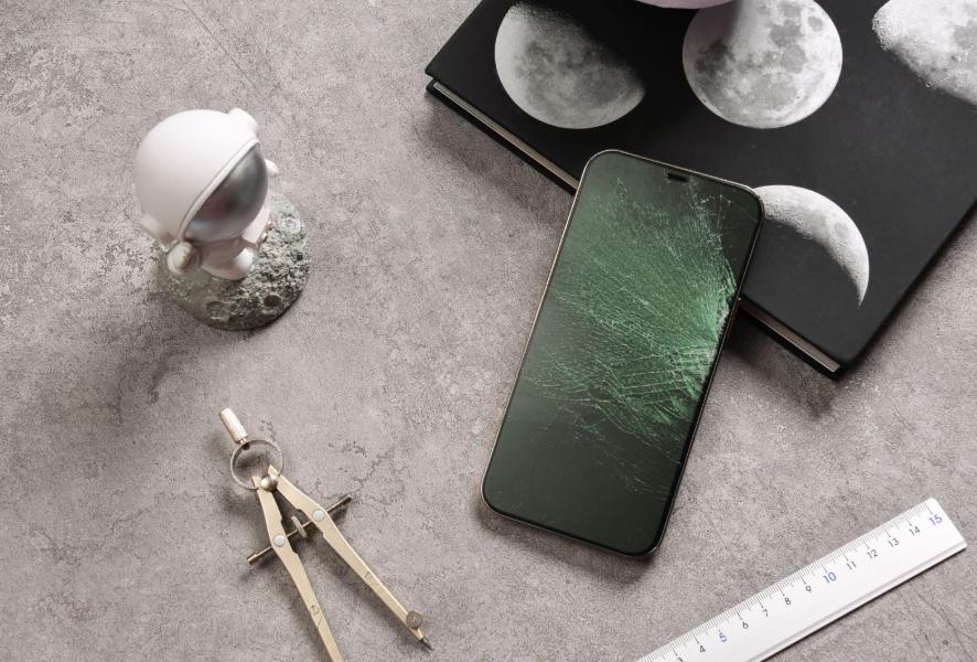 钢化膜怎么选才是防蓝光膜,绿光钢化膜和蓝光钢化膜哪个更好