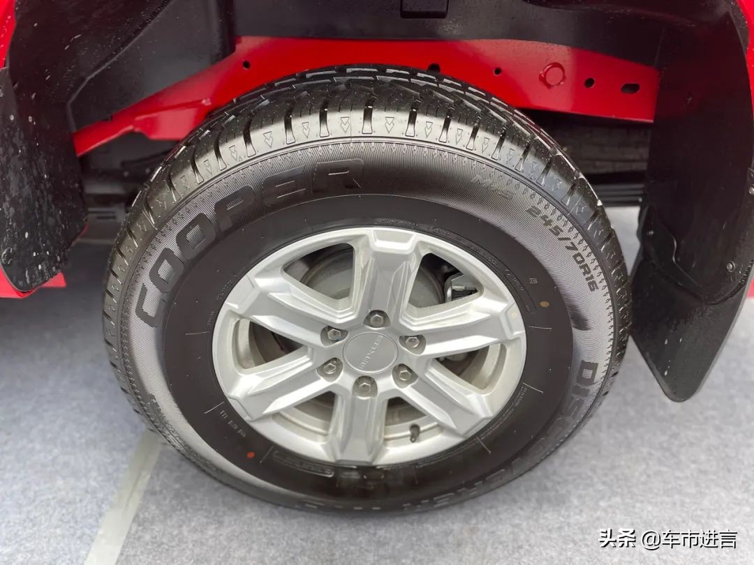 大通maxusv90专用底盘,上汽大通maxust70新款车内饰