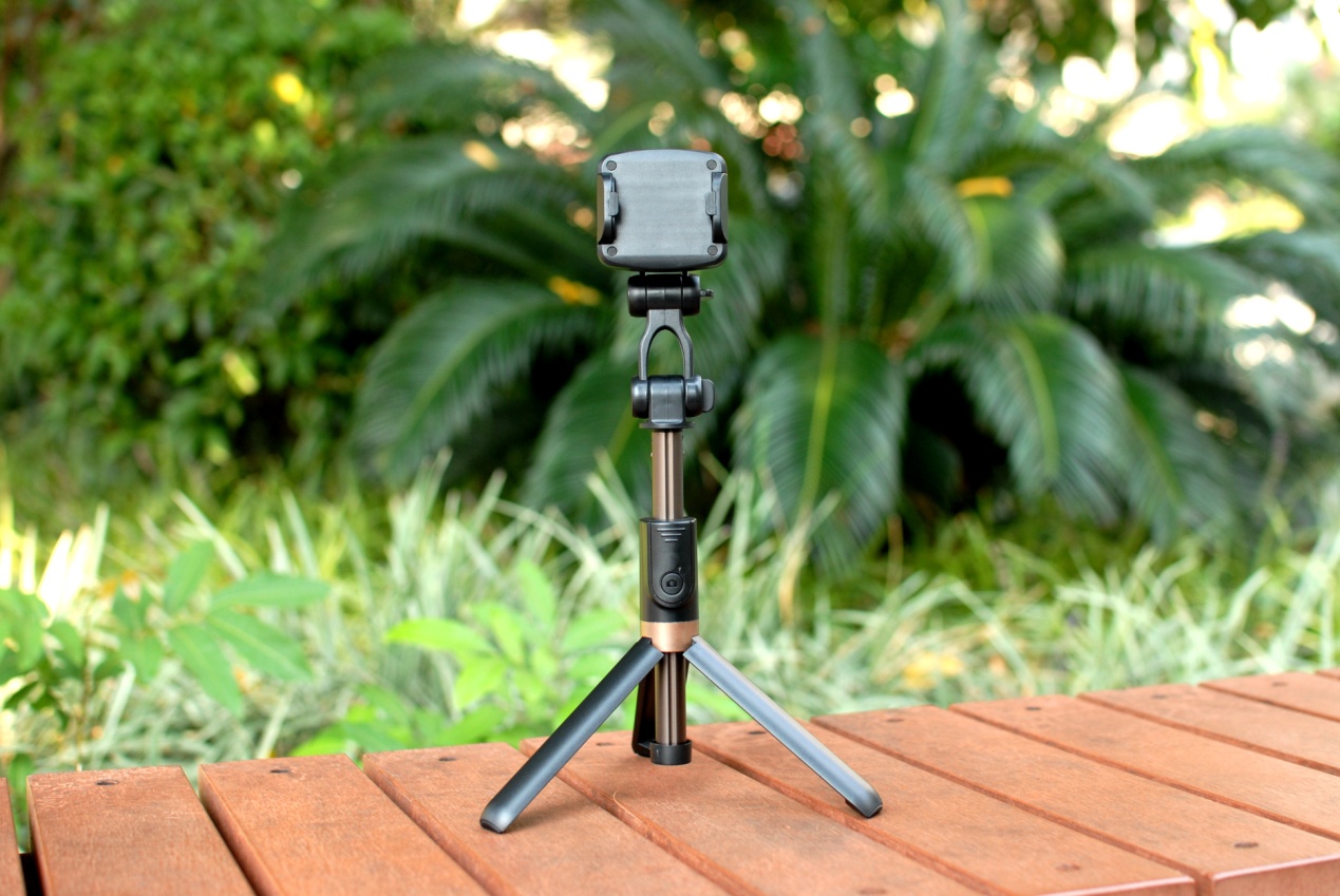 手持云台自拍稳定器,ar防抖动自拍杆稳定器推荐