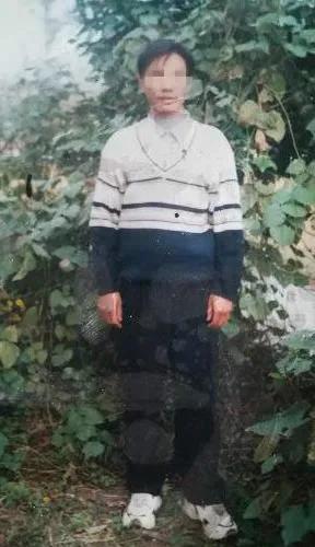 一张毕业证引发流浪人生完整版,小伙因未拿到毕业证流浪8年