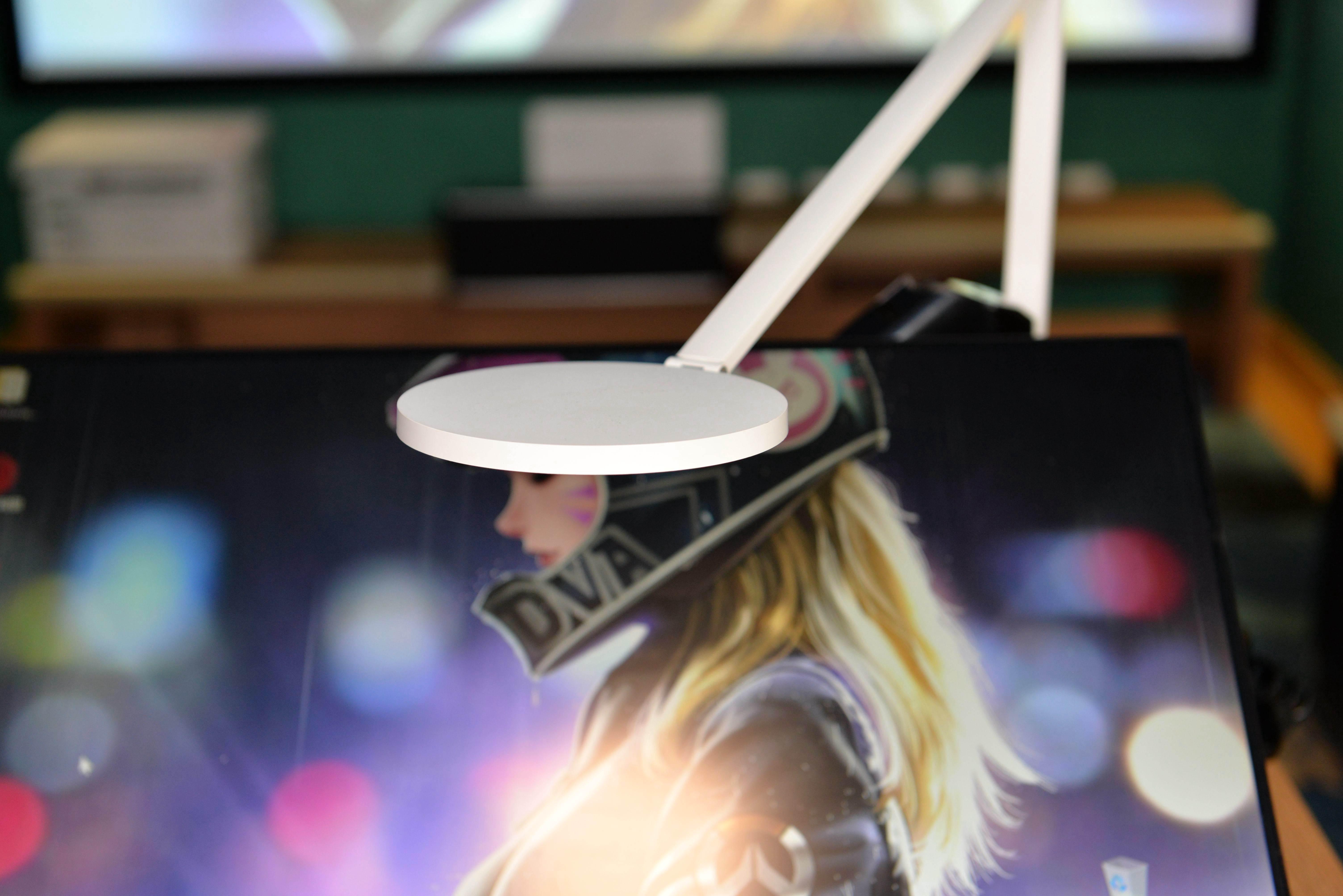 数十款桌面神器，打造100寸娱乐桌面，投影与显示器的完美结合