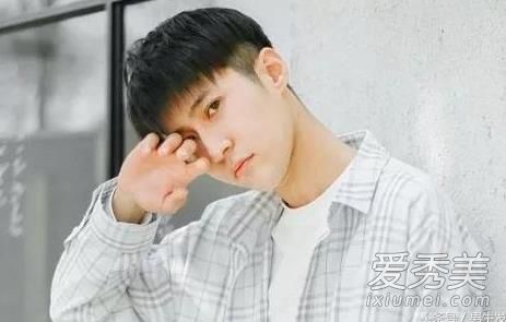 发际线高发型男生短发寸头,男生发型短发寸头怎么剪