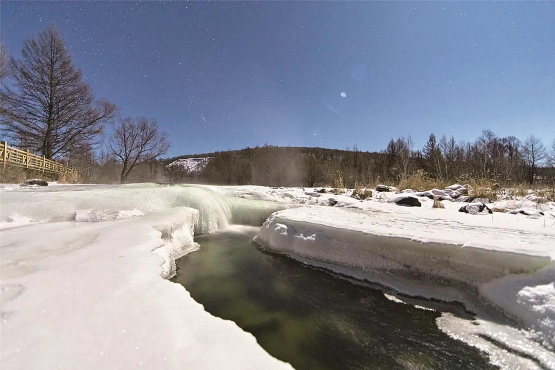 阿尔山有一条“翡翠河”