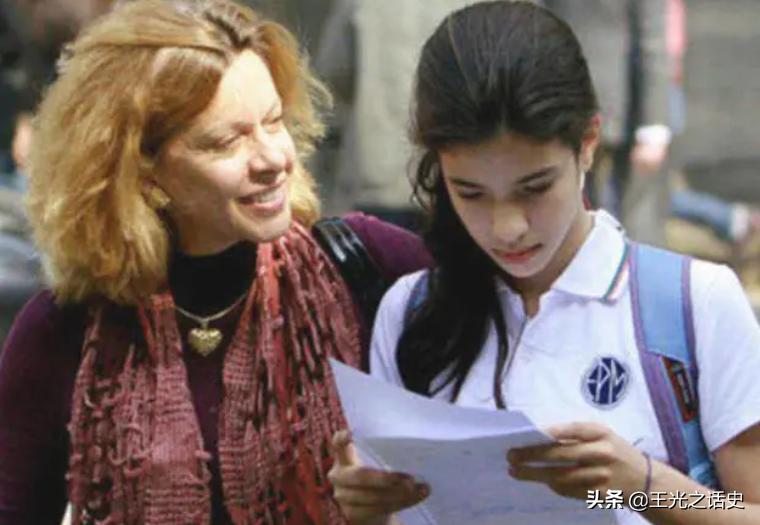 李嘉欣是汉族还是葡萄牙人,李嘉欣为什么是葡萄牙国籍