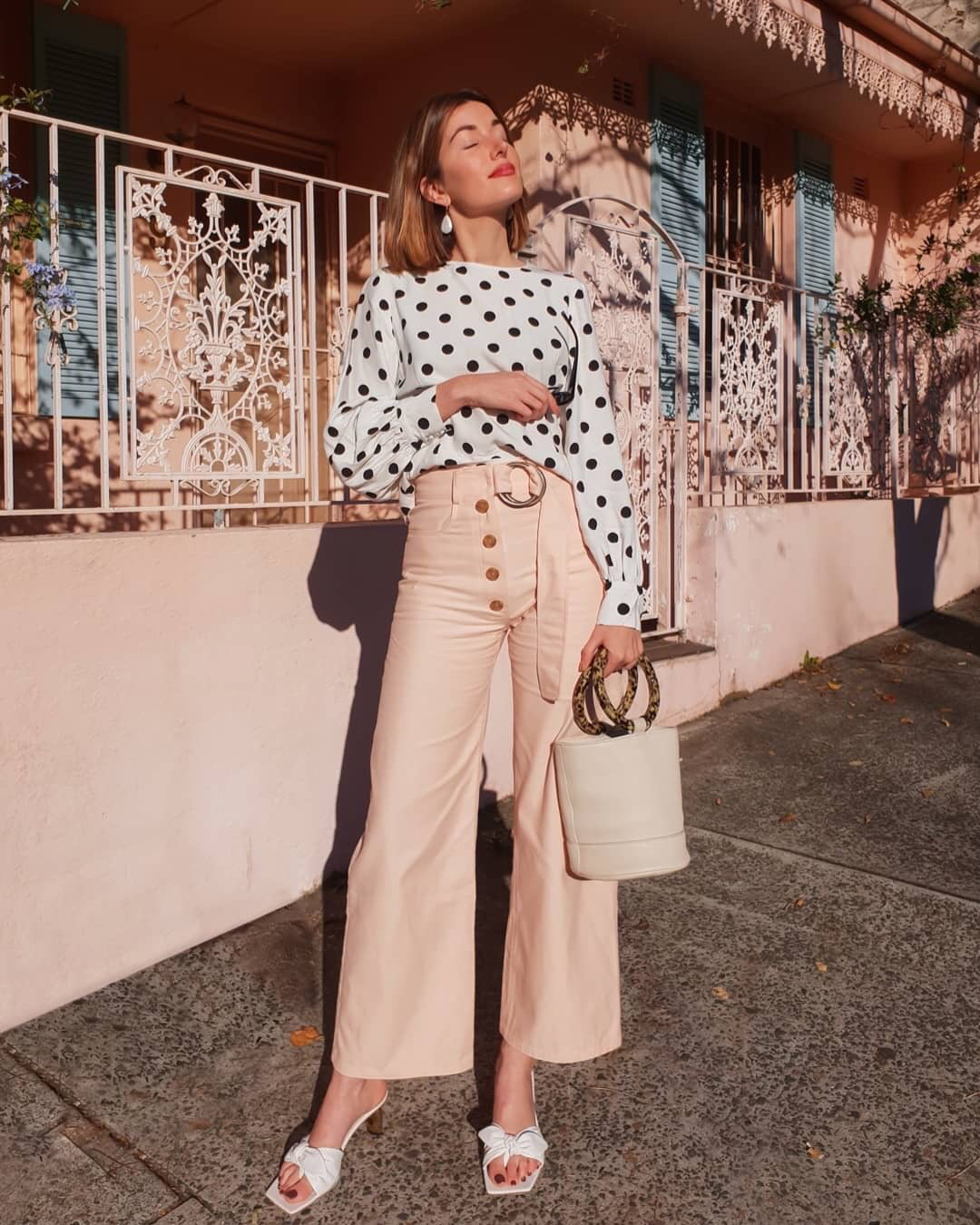 适合屁股大显瘦裤子,大粗腿大屁股穿什么裤子显瘦夏季