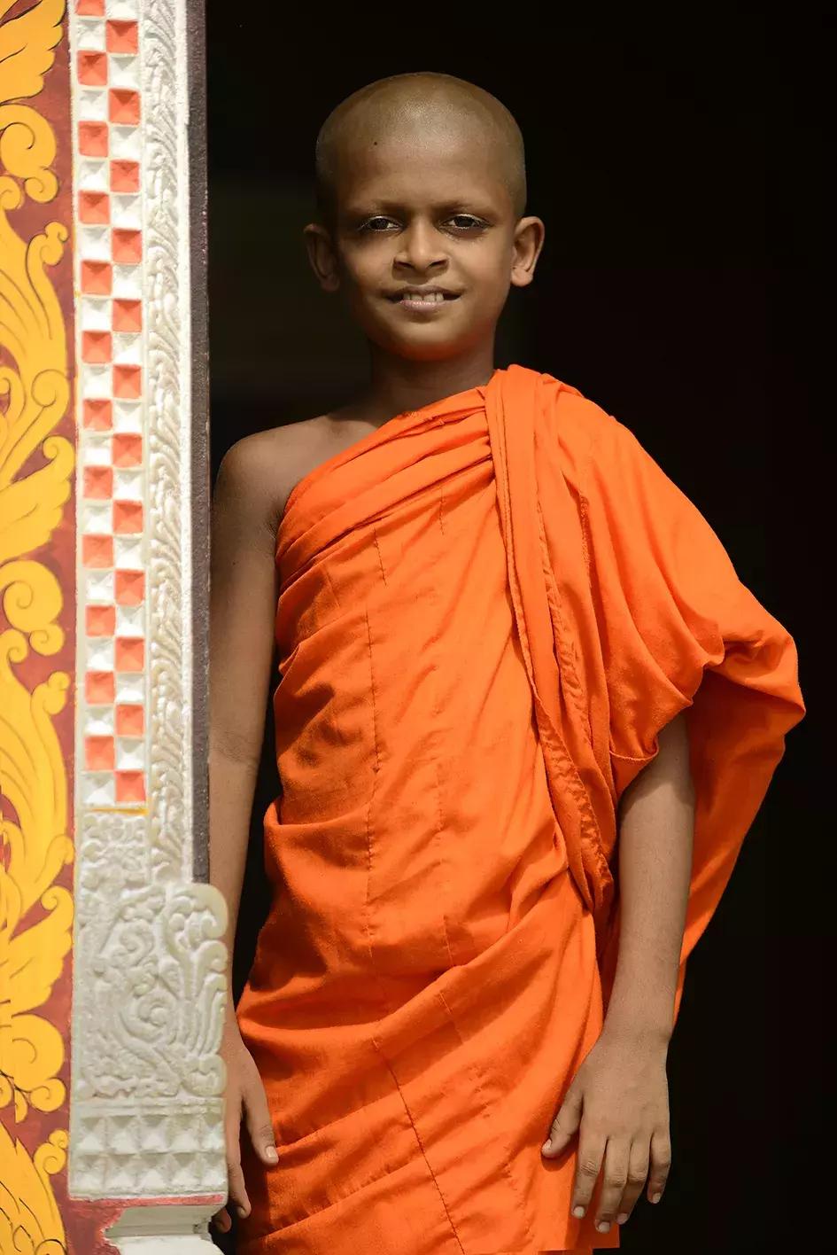 印度洋孕育了风情万种，看看庄培芳“微笑的斯里兰卡”就能感受到