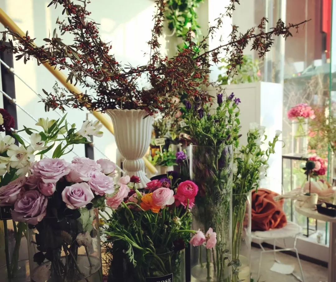 花艺是花店吗,花店还是花艺工作室