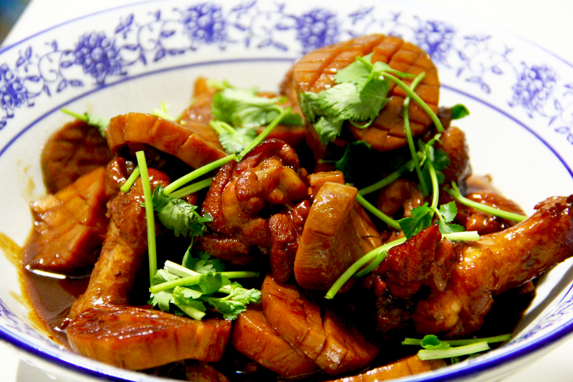 鸡翅根为什么做出来很腥,红烧鸡翅根做法味道超棒一看就会