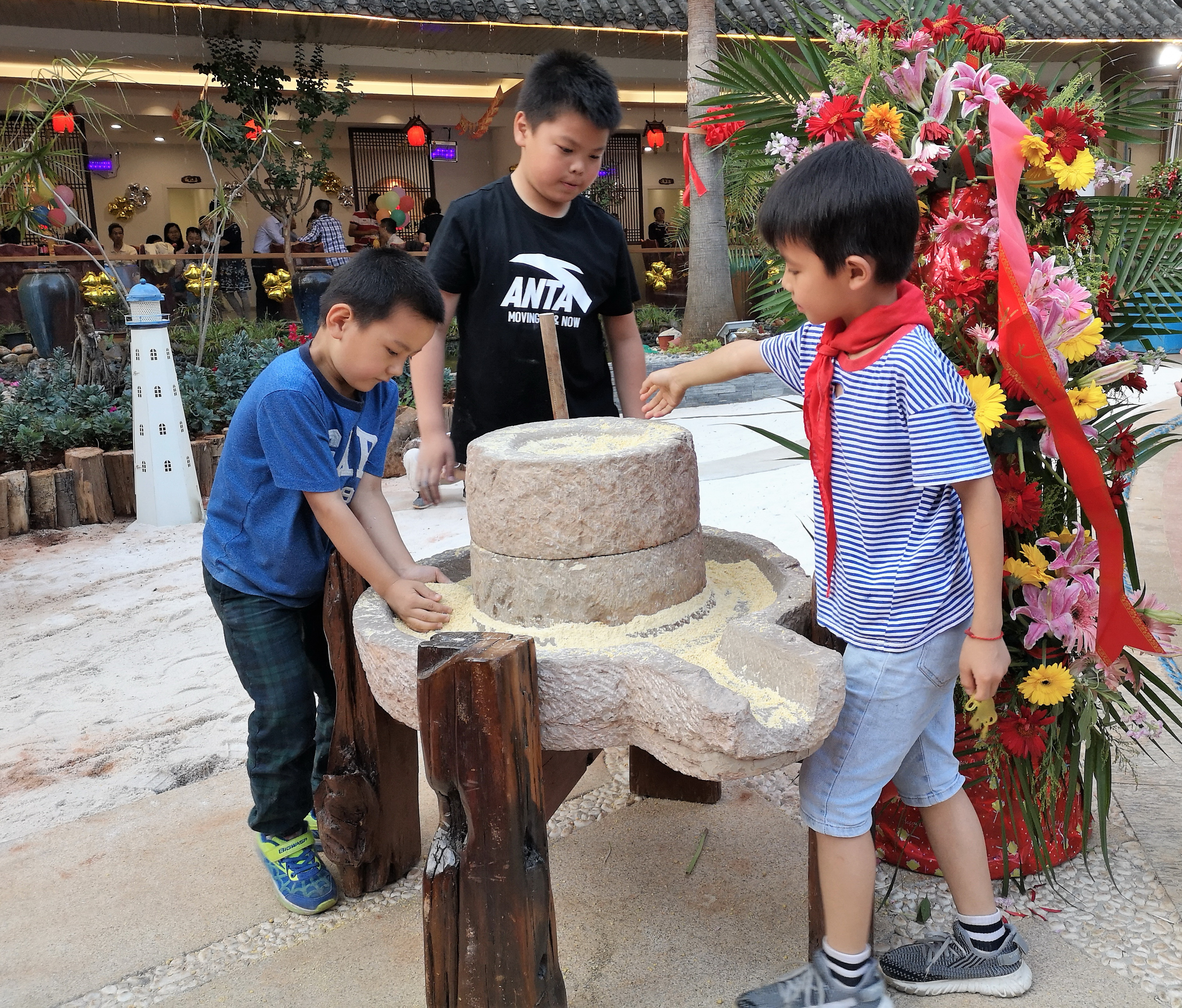 金磨坊豆腐宴七步场店,昆明呈贡金磨坊豆腐宴